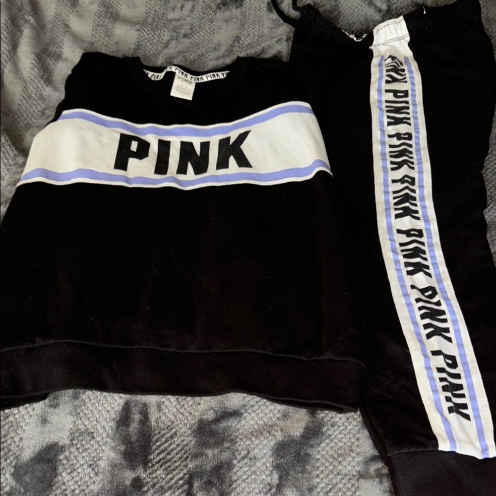 PINK Victoria's Secret womans Black and White sweat suit Must go
